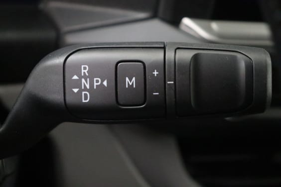 Volkswagen Transporter T7 Fourgon 3100 mm 2,0 TDI 150 hp Aut. Grey