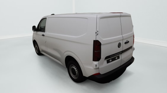 Volkswagen Transporter T7 Fourgon 3100 mm 2,0 TDI 150 hp Aut. White