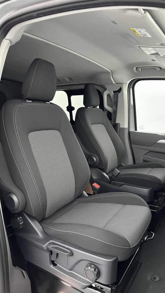 Volkswagen TRANSPORTER PROCAB Transporter procab T7 L1H1 2.0 TDI 170ch Business BVA8 Stone Grey