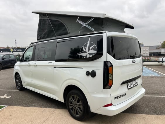 Westfalia KIPLING NOUVEAU FORD TRANSIT CUSTOM 170 CV 4X4  BVA8 Gris Lunaire 