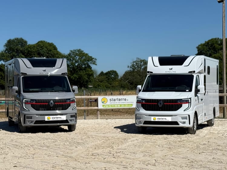 Nouveaux camions chevaux sur porteur Renault Master
