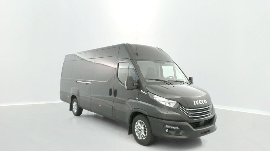 Iveco Daily Daily 35S16A8 4100 2.3 156ch 16m³ Hi-Matic Noir