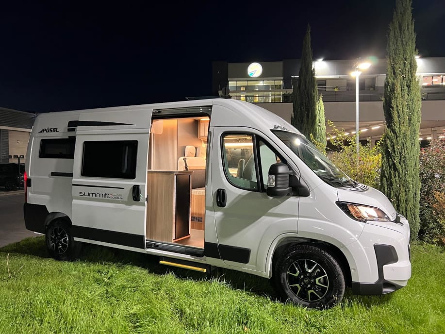Pössl SUMMIT 600 PLUS - FRENCH EDITION CITROEN JUMPER 2.2L - 140 CV - BVM Blanc