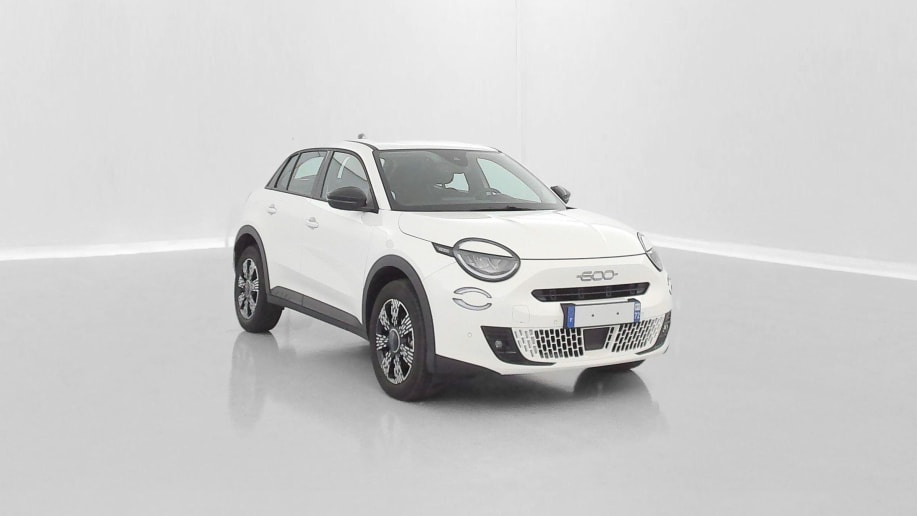 Fiat 600 600 1.2 Hybrid Turbo 145ch Pop eDCT6 Ice White