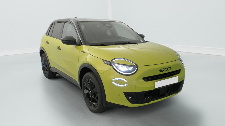 Fiat 600 T-Gen 3 1.2 Hybrid 145ch eDCT6 Sport Vert Méditarranée / Toit Noir 