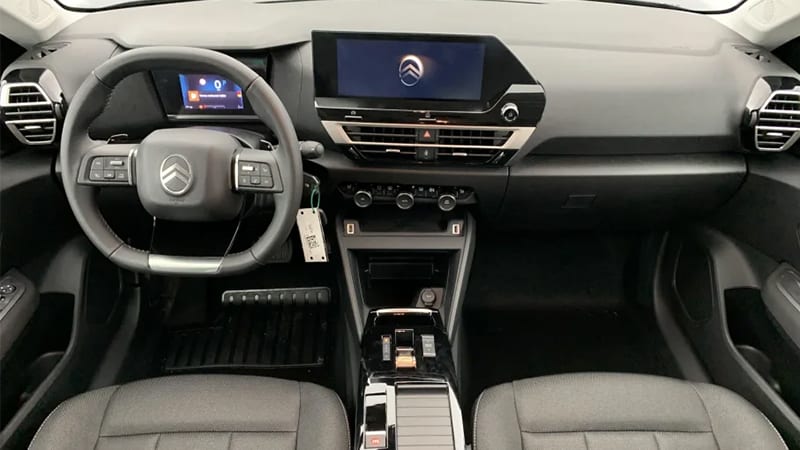 photo Citroen C4 tableau de bord