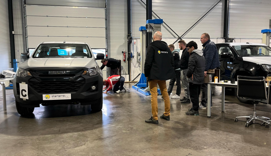 Techniciens qualifiés (2)